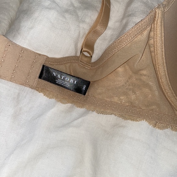 Natori Feathers bra - Picture 4 of 6